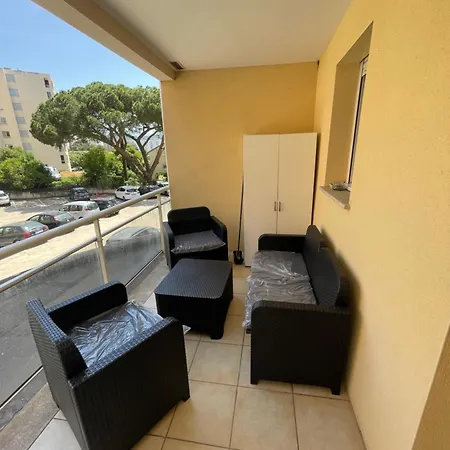 Immeuble Le Mozart Apartament